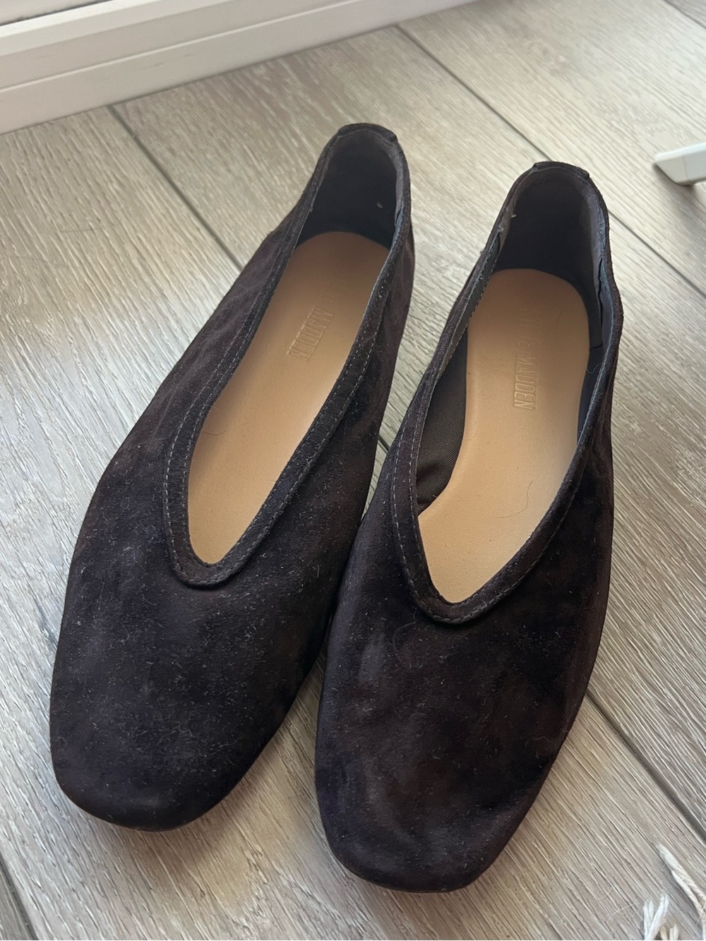 Steve Madden Brown Suede Flats